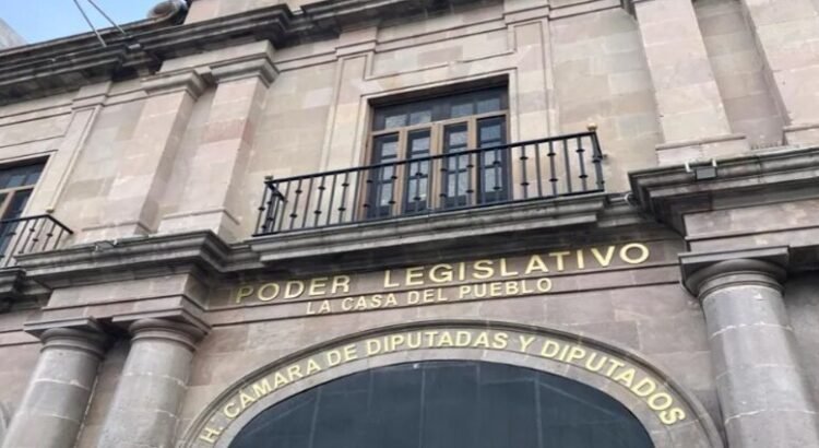 Municipios del Edomex piden aumento de predial para 2026