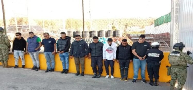 Trasladan a penal a banda de montachoques ligados a Los 300 en Ecatepec