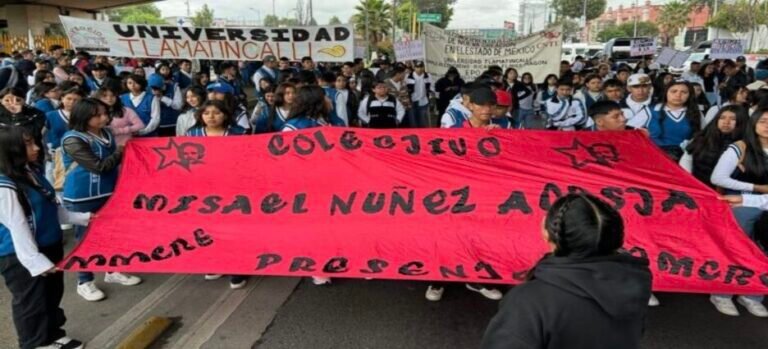 Maestros de la CNTE exigen mejoras salariales y en infraestructura escolar en Ecatepec