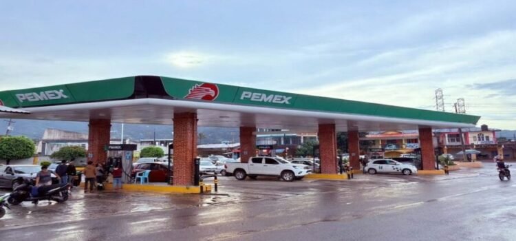 Sur del Edomex enfrenta escasez de combustible Sur del Edomex enfrenta escasez de combustible