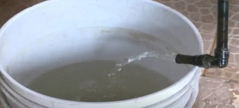 Autoridades ordenan garantizar agua para habitantes de Ecatepec