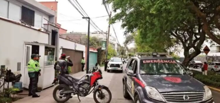 Evalúa Perú ingresar a la embajada de México