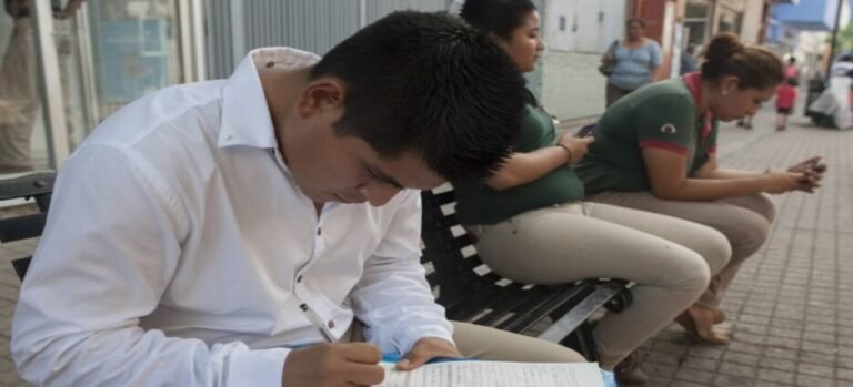 Aprueban reformas para reconocer prácticas y servicio social como experiencia laboral en Edomex