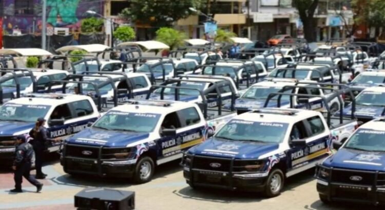 Policías municipales y estatales del Edomex contarán con los mismos uniformes y patrullas Policías municipales y estatales del Edomex contarán con los mismos uniformes y patrullas