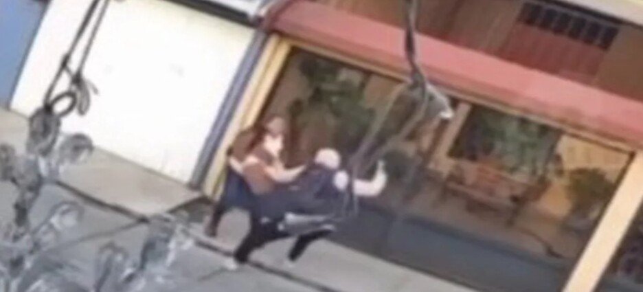 Mujer evita asalto tras resistirse a ladrones en Ecatepec