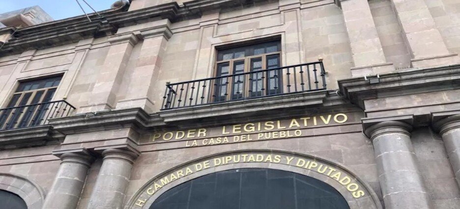 Edomex unificará multas y control vehicular con entidades vecinas