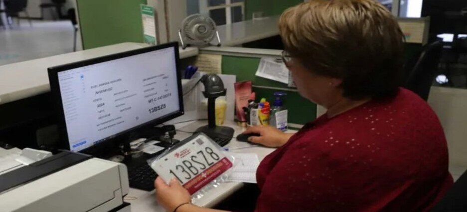 Calendario oficial de reemplacamiento 2026 en Edomex