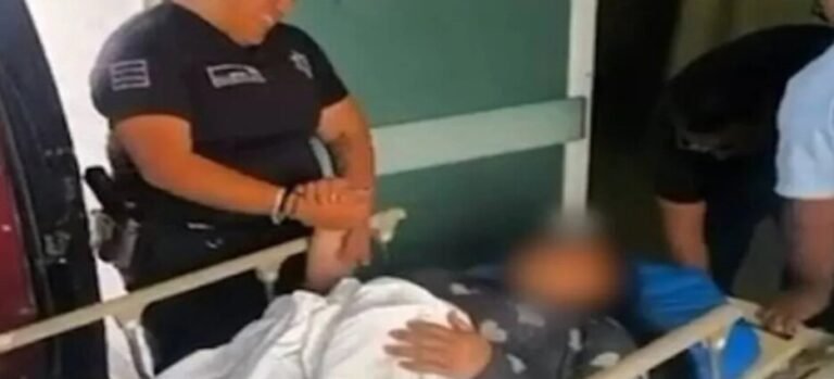 Policías atienden parto cerca de hospital en Ecatepec