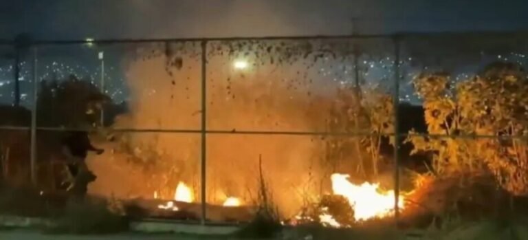 Se incendia pastizal en parque 'El Dique' en Ecatepec