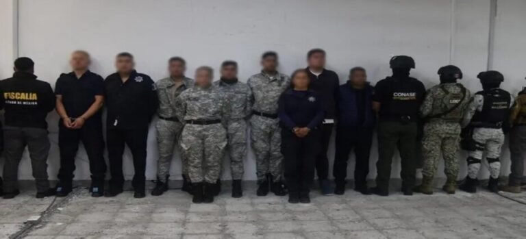 Ex funcionarios detenidos tras Operación Enjambre en Edomex podrían pasar Hasta 70 años de cárcel