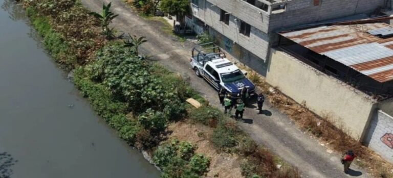 Policía de Ecatepec encuentra restos humanos en el canal de Cartagena