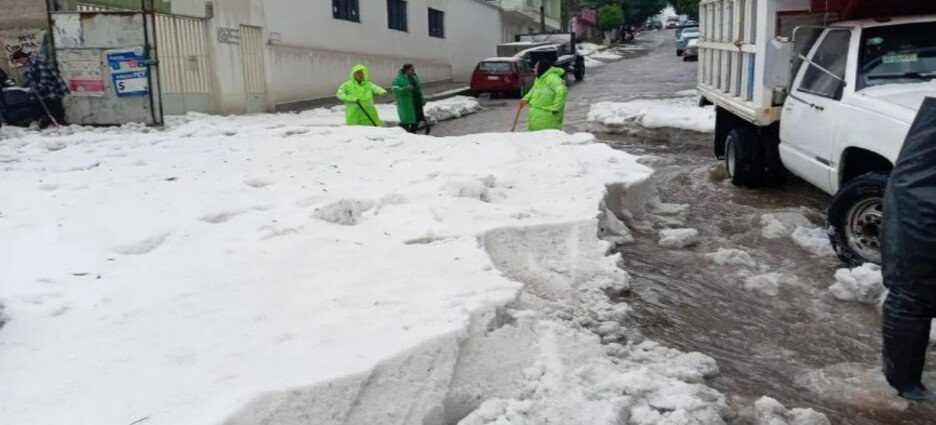 Activan Operativo Tormenta tras granizada en Ecatepec