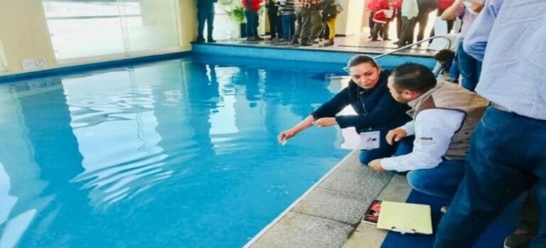 Vigilan calidad del agua en albercas, hoteles y parques acuáticos por periodo vacacional en Edomex